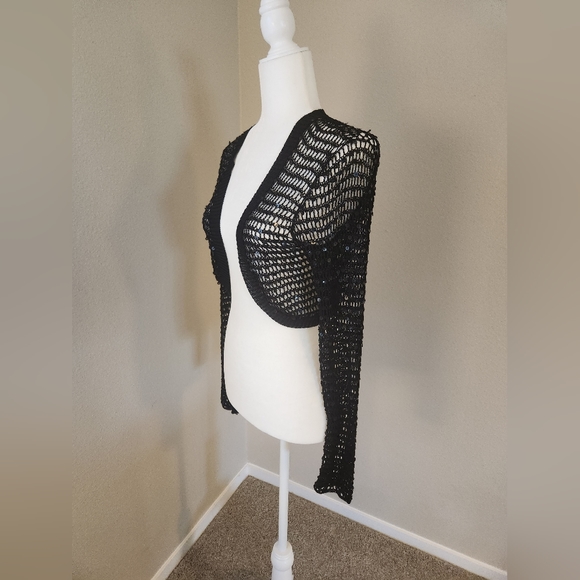 Black Sequin Long Sleeve Sheer Crop Cover - Enhance any top instantly 😃 - Picture 5 of 9